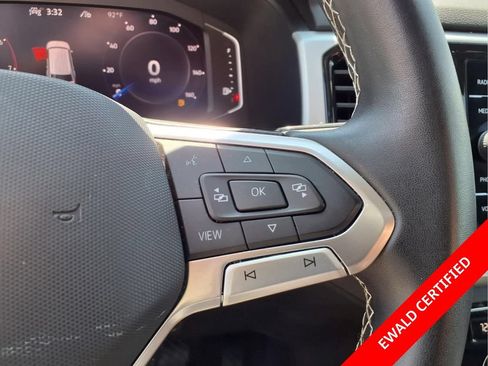Used 2023 Volkswagen Atlas SE w/ Panoramic Sunroof Package AWD/4WD image 17