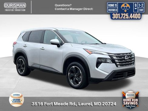 Used 2024 Nissan Rogue SV FWD image 1