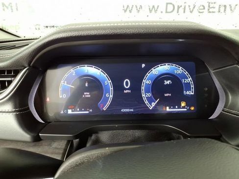 Used 2023 Jeep Grand Cherokee L Limited image 18