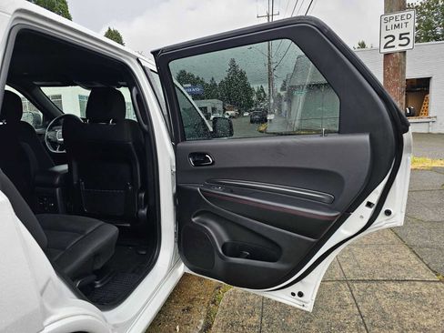 Used 2025 Dodge Durango GT AWD/4WD image 13