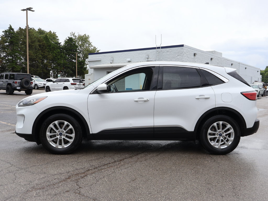 Used 2020 Ford Escape SE FWD image 4