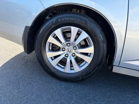 Used 2015 Honda Odyssey EX image 7