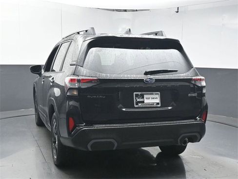 New 2025 Subaru Forester Limited image 6