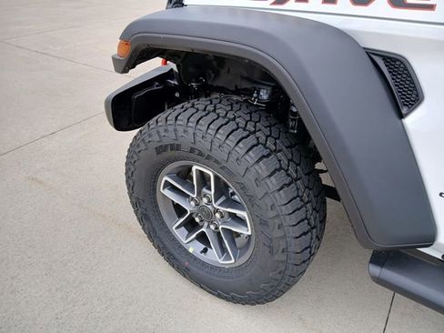 New 2026 Jeep Gladiator Mojave AWD/4WD image 29