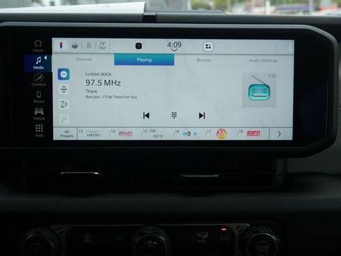 Used 2025 Jeep Wrangler Sport image 18