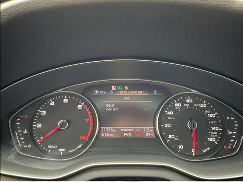 Used 2023 Audi Q5 2.0T Premium w/ Convenience Package AWD/4WD image 40