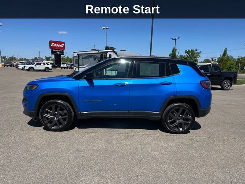 Used 2026 Jeep Compass Limited AWD/4WD image 2