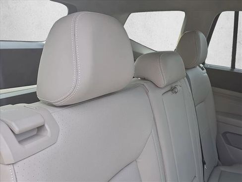 Used 2023 Volkswagen Atlas SE w/ Panoramic Sunroof Package image 20