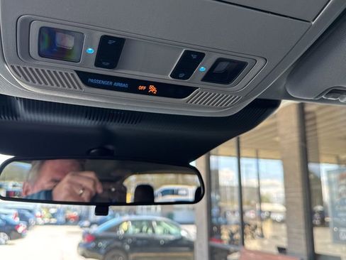 New 2026 Ford Explorer Active image 13