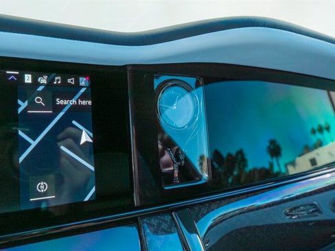 Used 2025 Rolls-Royce Cullinan Black Badge image 86