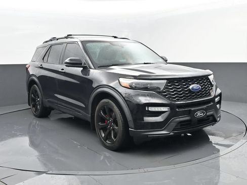 Used 2020 Ford Explorer ST w/ ST Street Pack AWD/4WD image 3