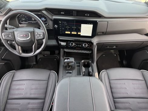 Used 2024 GMC Sierra 1500 AT4X image 13