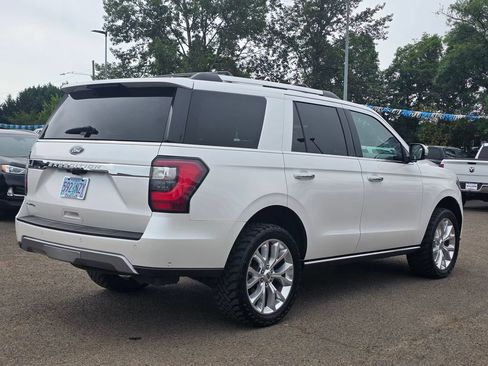 Used 2018 Ford Expedition Limited w/ Equipment Group 302A AWD/4WD image 40