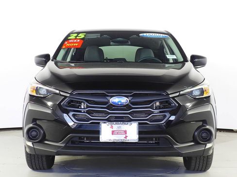 Certified 2025 Subaru Crosstrek 2.0i image 3