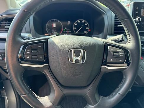 Used 2025 Honda Odyssey EX-L image 18