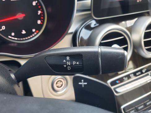 Used 2019 Mercedes-Benz C 300 Sedan image 31