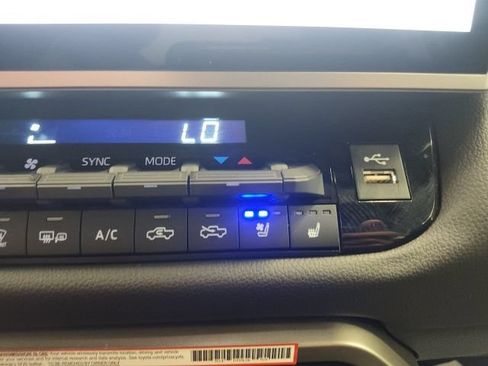 Certified 2025 Toyota Tundra Limited w/ Power Package AWD/4WD image 72
