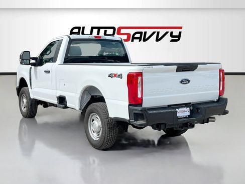 Used 2024 Ford F250 XL AWD/4WD image 5