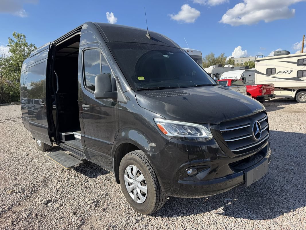 Used 2019 Mercedes-Benz Sprinter 170 w/ Exterior Lighting Package image 1