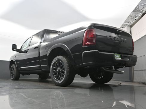 New 2026 RAM 2500 Limited AWD/4WD image 16