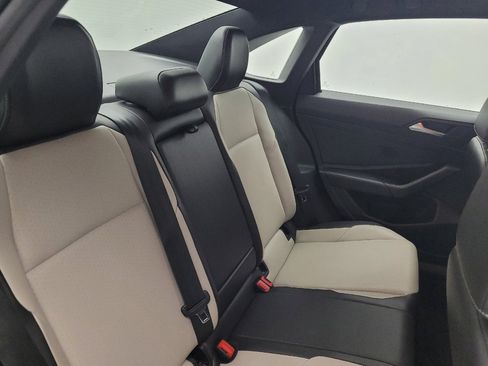 Used 2019 Volkswagen Jetta R-Line FWD image 19