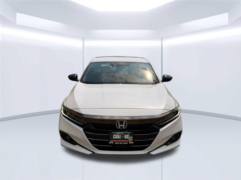 Used 2022 Honda Accord Sport image 2