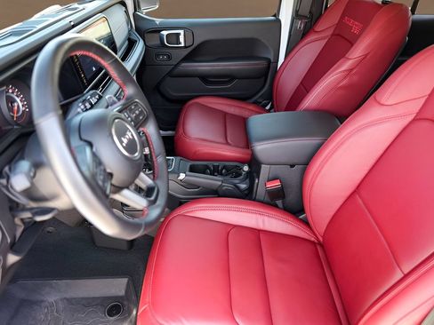Used 2024 Jeep Wrangler Unlimited Rubicon 392 AWD/4WD image 9