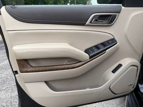 Used 2019 GMC Yukon Denali w/ Open Road Package AWD/4WD image 15