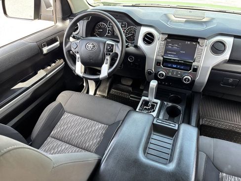 Used 2021 Toyota Tundra SR5 w/ TRD Off-Road Package AWD/4WD image 15