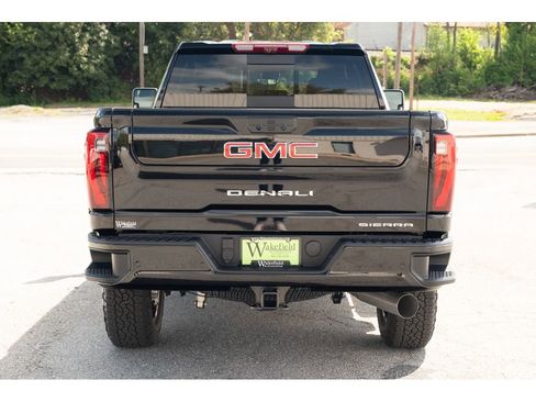 New 2026 GMC Sierra 3500 Denali image 7