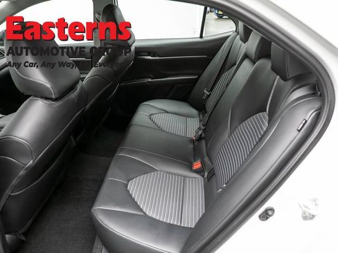 Used 2024 Toyota Camry SE w/ Cold Weather Package FWD image 21