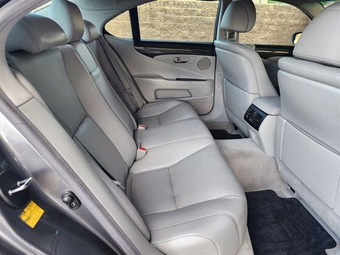 Used 2012 Lexus LS 460 AWD w/ Comfort Pkg image 67