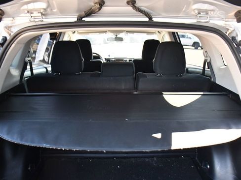Used 2016 Toyota RAV4 XLE AWD/4WD image 20