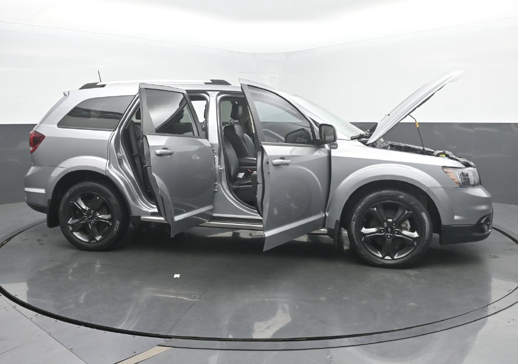 Used 2019 Dodge Journey Crossroad w/ Mopar All Weather Group FWD image 61