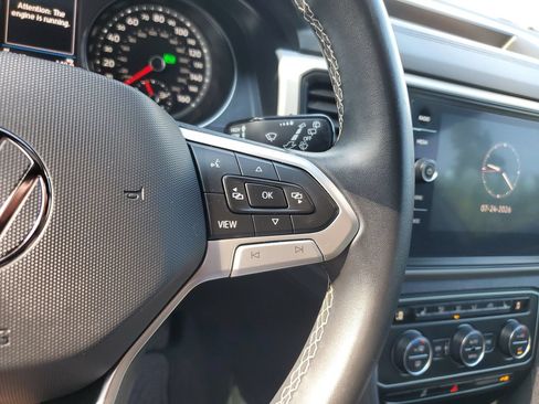 Used 2021 Volkswagen Atlas Cross Sport SE FWD image 26