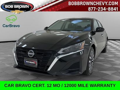 Used 2023 Nissan Altima 2.5 SV w/ SV Premium Package
