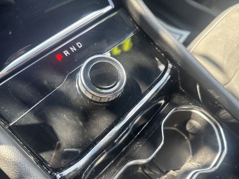 Used 2021 Jeep Grand Cherokee L Laredo image 24