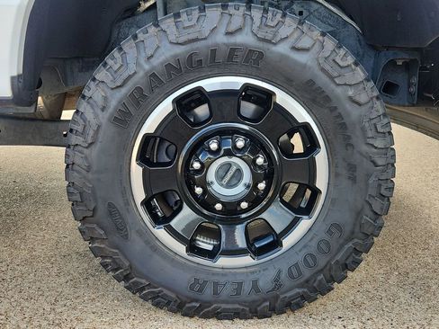 Used 2025 Ford F250 King Ranch w/ Tremor Off-Road Package AWD/4WD image 2