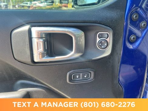 Used 2020 Jeep Wrangler Unlimited Rubicon AWD/4WD image 13