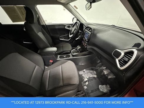 Used 2020 Kia Soul LX FWD image 23