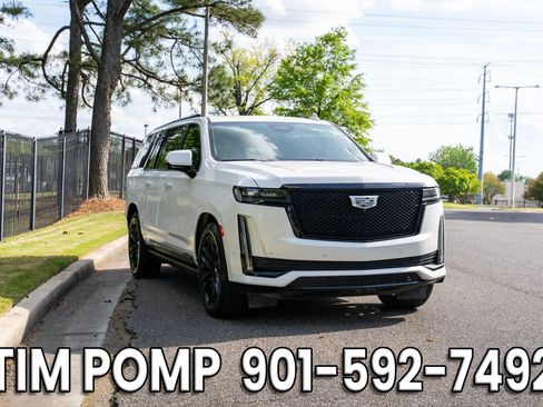 Used 2023 Cadillac Escalade ESV Sport Platinum w/ Heavy-Duty Trailer Package image 3