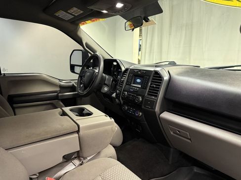 Used 2018 Ford F150 XLT w/ XTR Package image 13