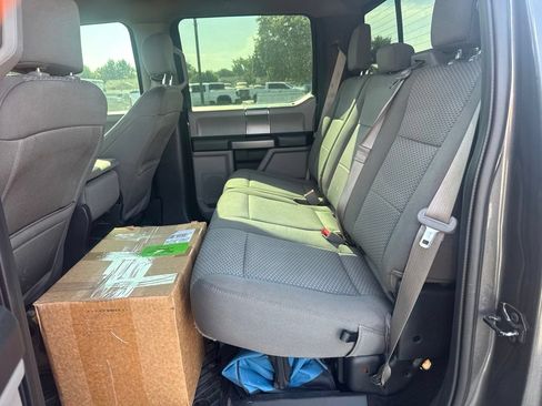 Used 2019 Ford F150 XLT w/ Equipment Group 302A Luxury AWD/4WD image 13