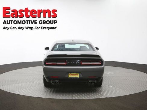 Used 2023 Dodge Challenger SXT RWD image 35