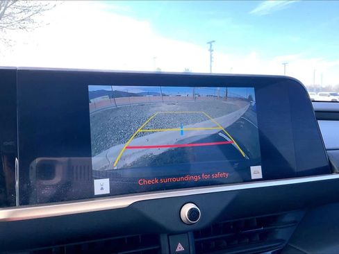 Certified 2024 Toyota Crown Limited image 26