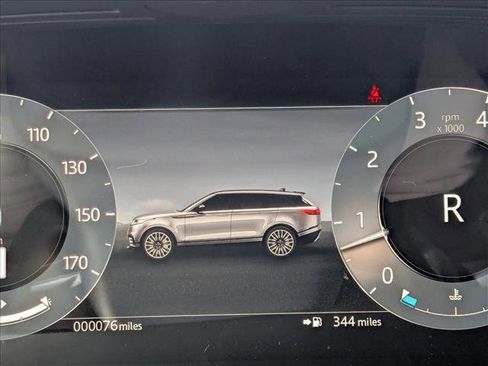 New 2026 Land Rover Range Rover Velar Dynamic SE image 11