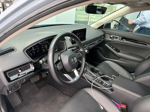 Used 2024 Honda Civic Touring image 8