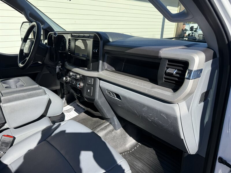 Used 2023 Ford F250 XL RWD image 17