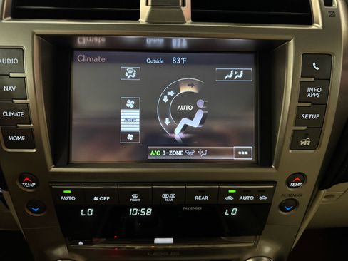 Used 2021 Lexus GX 460 Premium w/ Premium Package AWD/4WD image 31