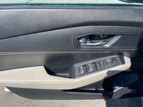 Used 2023 Honda Accord EX image 12